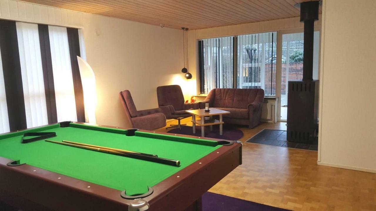 Holstebro Townside House Villa ภายนอก รูปภาพ