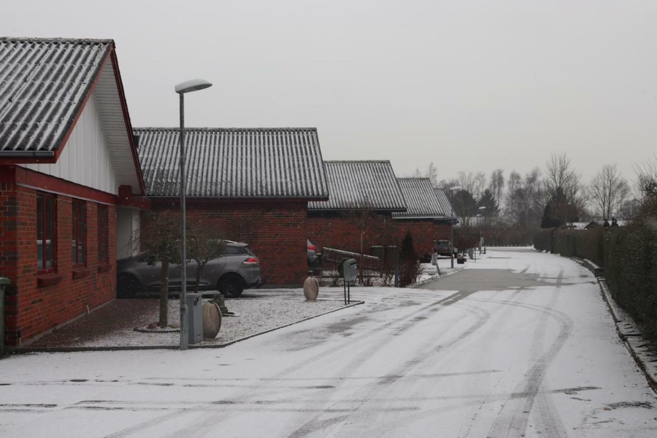 Holstebro Townside House Villa ภายนอก รูปภาพ