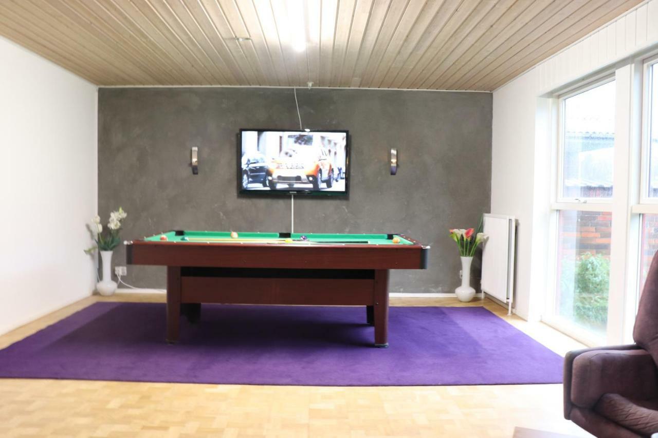 Holstebro Townside House Villa ภายนอก รูปภาพ